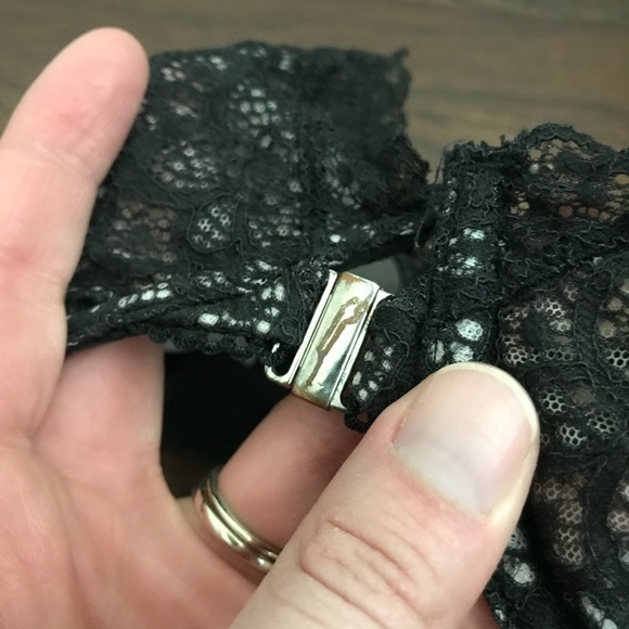 VS FREE W/ Purchase - Picture 6 of 6